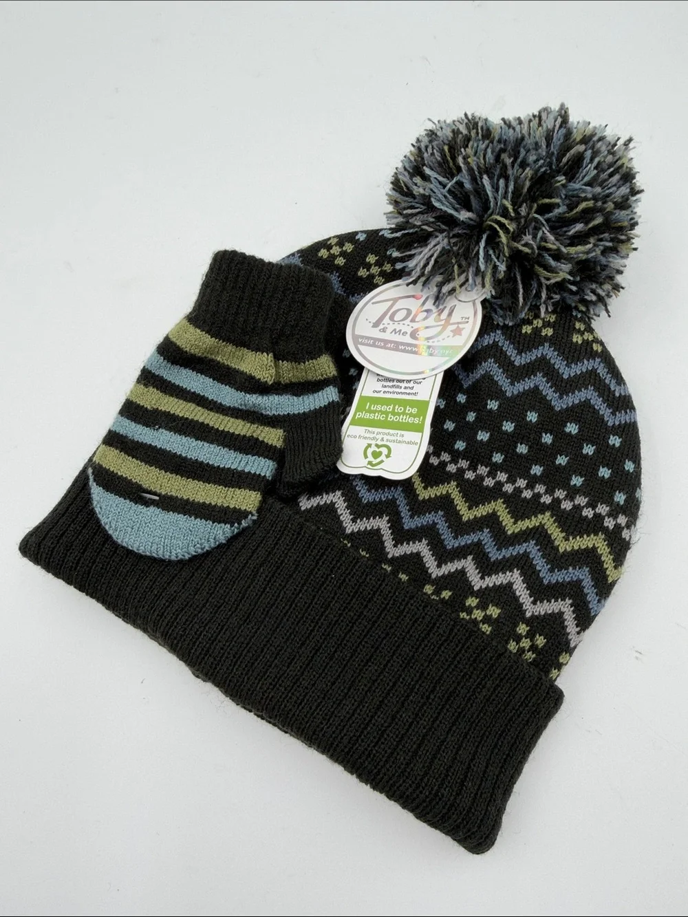 NWT Kids Black Pom Beanie and Mittens Set - Green & Blue Pattern 12/24 months